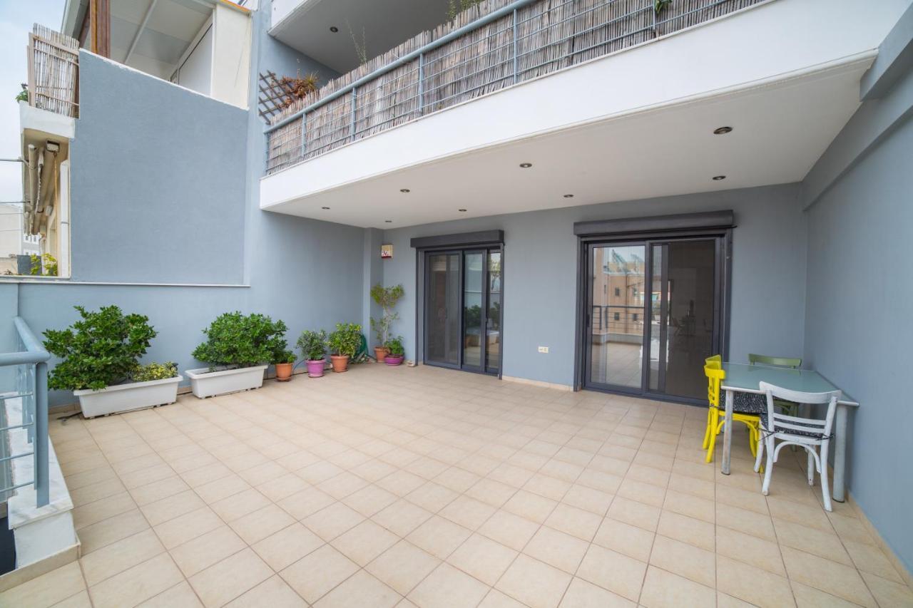 Spacious Modern Apartments With Great Rooftop View เอเธนส์ ภายนอก รูปภาพ