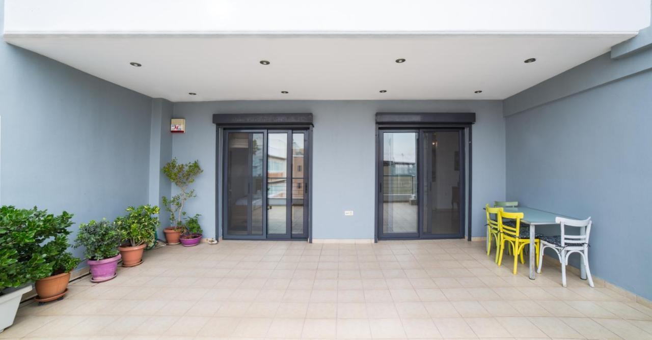 Spacious Modern Apartments With Great Rooftop View เอเธนส์ ภายนอก รูปภาพ