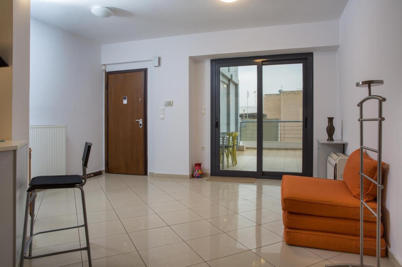 Spacious Modern Apartments With Great Rooftop View เอเธนส์ ภายนอก รูปภาพ
